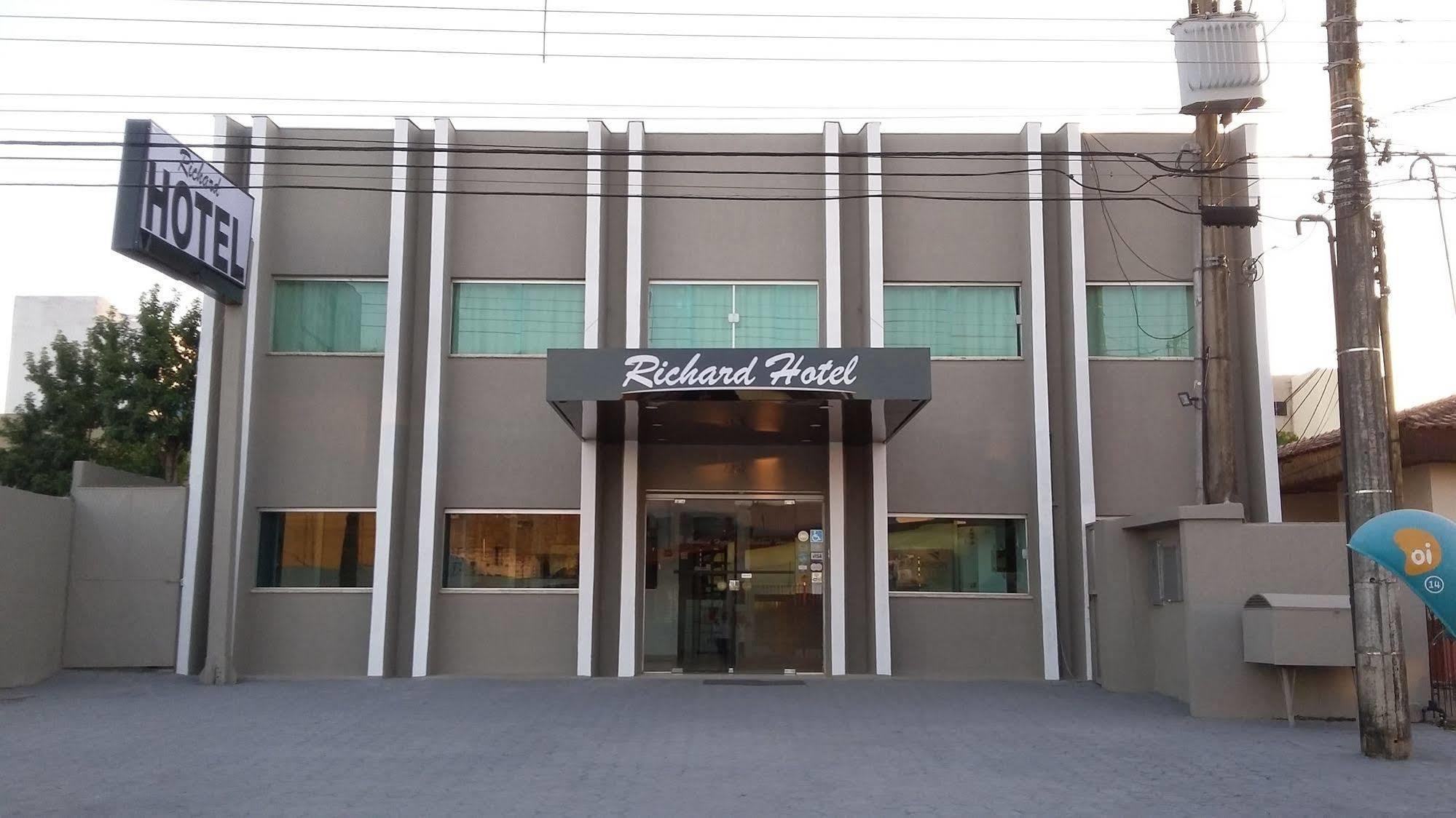 Richard Hotel Порту-Велью Экстерьер фото